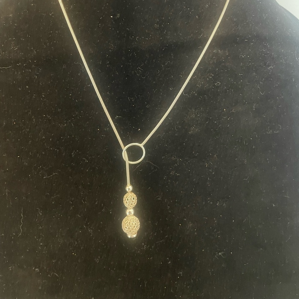 Elegant Silver Double Mesh Ball Lariat Necklace stamped 925 Silver - Picture 5 of 10